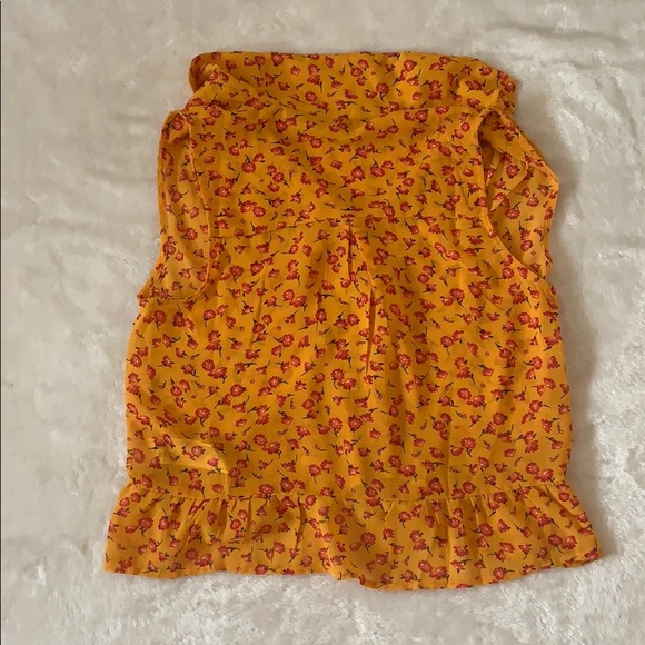 blouse - Picture 2 of 2